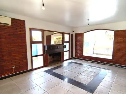 Casa en Alquiler de 4 dormitorios