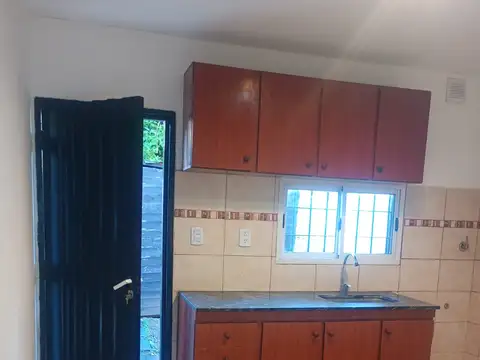 DUPLEX EXCELENTE ESTADO EN ALQUILER - ITUZAINGO NORTE