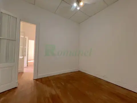 Depto Tipo Casa en Alquiler 80 años