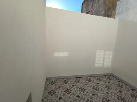Depto Tipo Casa en Alquiler en Agronomia, $ 1.800.000