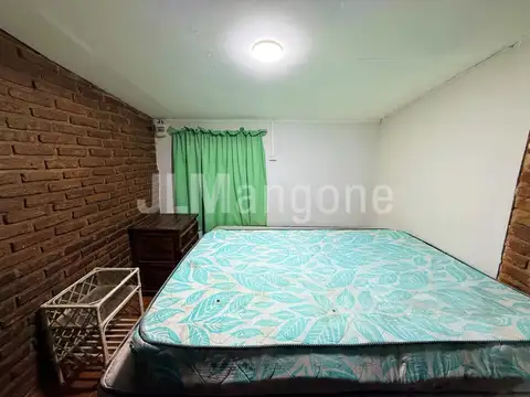 Depto Tipo Casa 2 ambientes con 1 baño