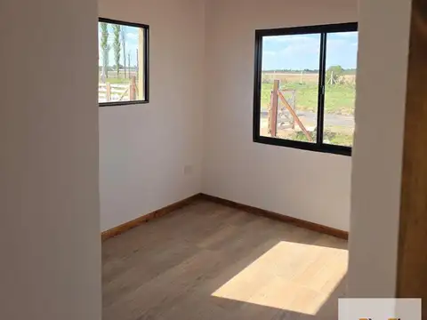 Casa en Venta - 2 Dormitorios 1 Baño - 300mts - La Plata