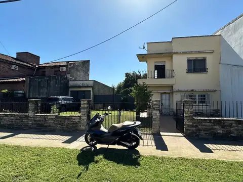 Leandro N. Alem 2200