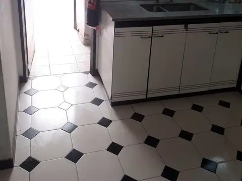 VENTA CASA DE CATEGORIA MULTIFAMILIAR FLORESTA