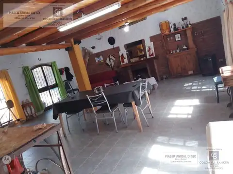 Casa 5 ambientes con 2 baños