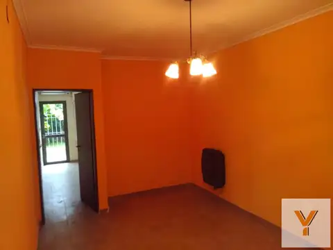 PH en venta - 3 Dormitorios 1 Baño - La Plata