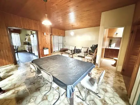 Casa 4 ambientes con 1 baño