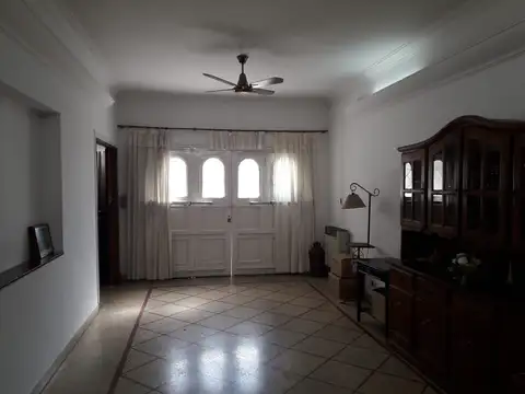 Gral Manuel Belgrano 700