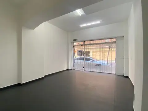 Local en Alquiler en Terminal, $ 750.000