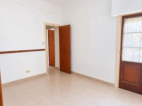 Departamento Planta Baja 3 Ambientes con Patio