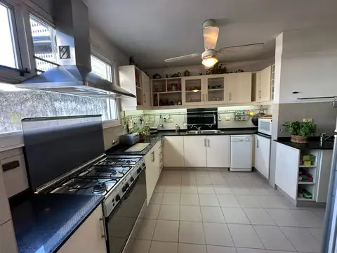 Departamento en Alquiler de 5 ambientes