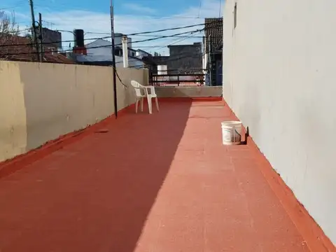 Venta de Casa a Refaccionar, oportunidad.