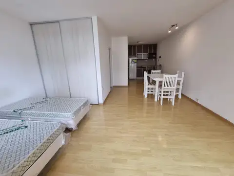 Departamento en Alquiler en Almagro, $ 600.000