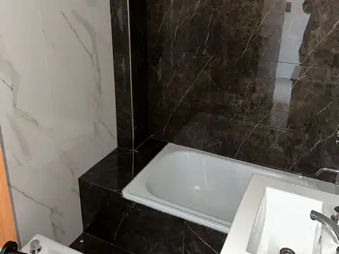 Departamento en Alquiler en Lomas Del Mirador, $ 550.000