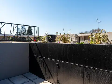 Depto Tipo Casa 6 ambientes con 4 baños