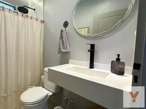 Depto Tipo Casa en Venta con 3 cocheras
