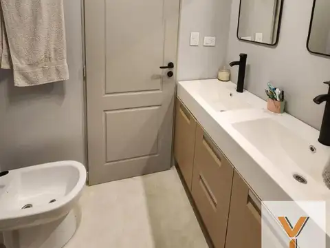 Depto Tipo Casa 3 ambientes con 2 baños