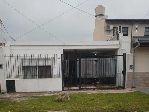 Venta casa Villa Ballester  2 dormitorios