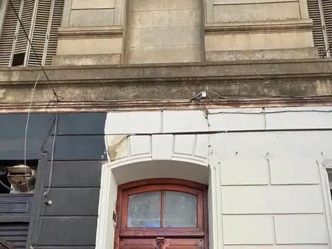Depto Tipo Casa en Alquiler de 4 dormitorios
