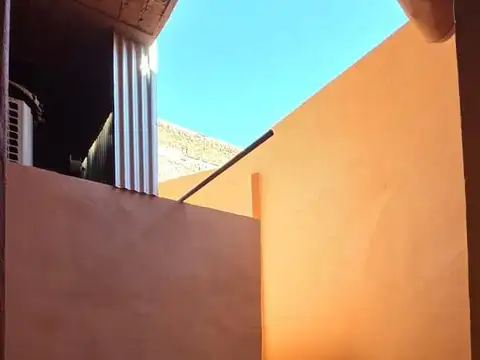 Depto Tipo Casa 5 ambientes con 1 baño