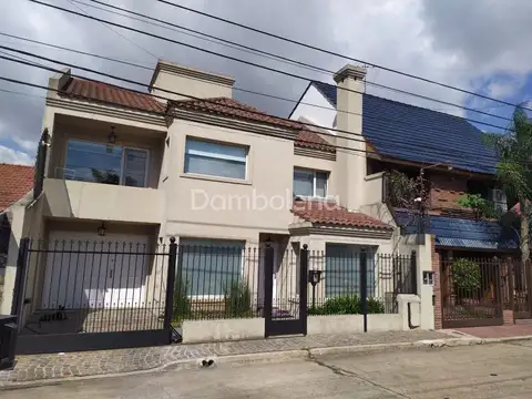 Casa  en Venta, Morón