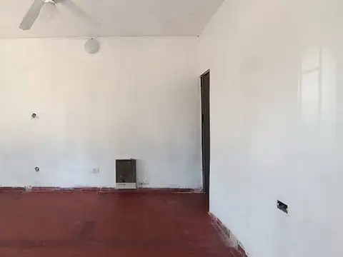 Local en Alquiler en Capitan Bermudez, $ 450.000