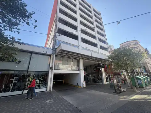 SARMIENTO AL 900 - VENTA COCHERAS EN ROSARIO