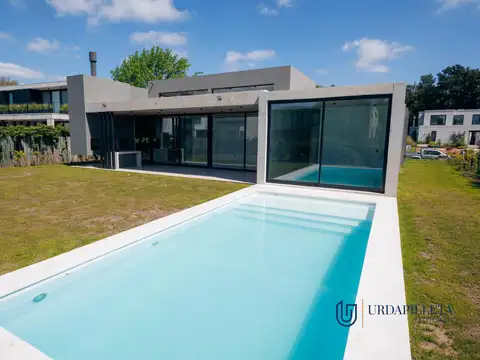 Casa en venta en Pilará con posibilidad de financiacion- La Calesa- URDAPILLETA PROPIEDADES