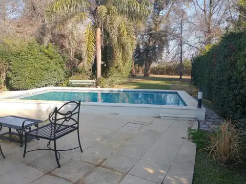 Casa en Venta en Las Praderas De Lujan, USD 145.000