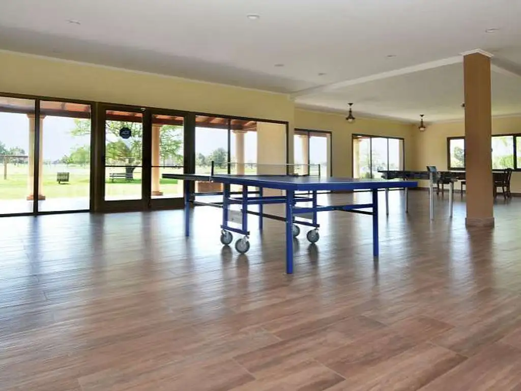 Áreas comunes club-house, juegos en Mirabosques Cardales