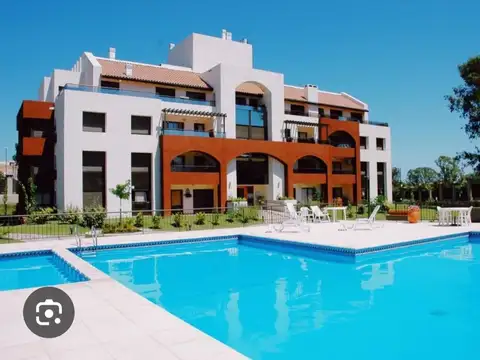 Departamento en Alquiler con 1 cocheras