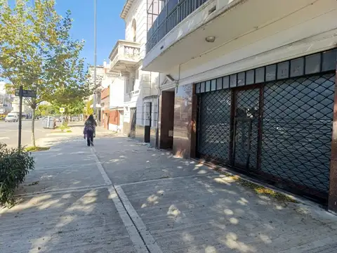 Avenida De Los Constituyentes 4300, Piso PB