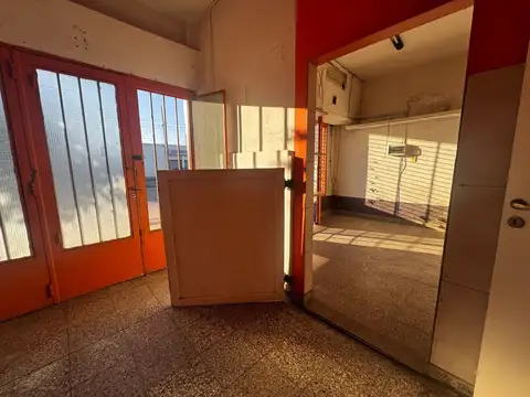 44 e/ 147 y 148 n 2638