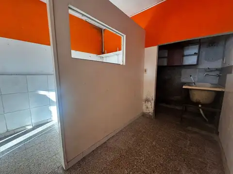 Local en Venta 40 años