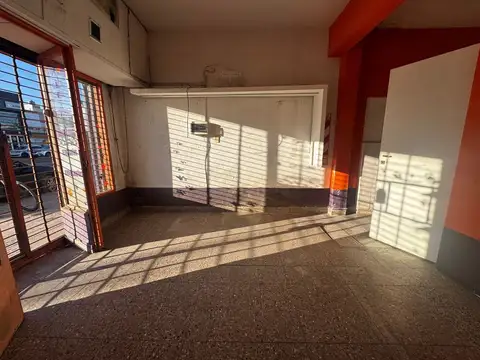 44 e/ 147 y 148 n 2638