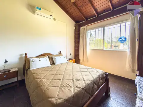 Casa 3 ambientes con 2 baños