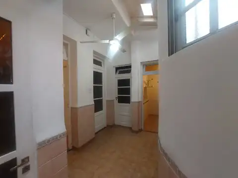 Depto Tipo Casa en Alquiler de 2 ambientes