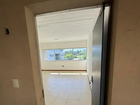 Oficina en Alquiler  Rivera Park Tigre