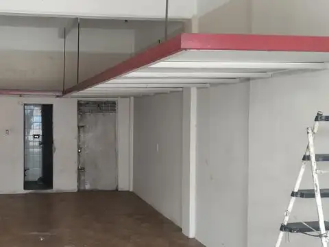 Local en Venta en Valentin Alsina, USD 100.000