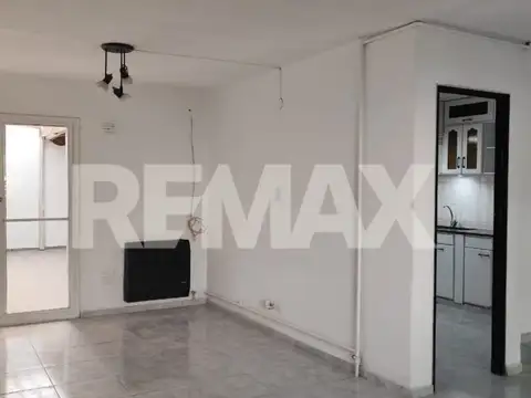 ALQUILER DUPLEX 4 DORMITORIOS PATIO