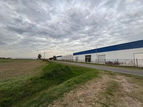7 HECTAREAS INDUSTRIALES AUTOP. ROSARIO-B AIRES
