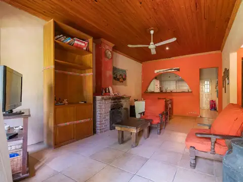 Casa en Venta con 1 cochera