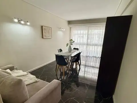 Venta Departamento 2 AMB con dependencia a la calle Centro