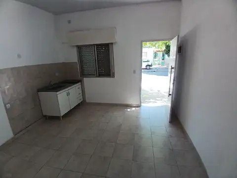 Depto Tipo Casa en Alquiler de 1 dormitorio