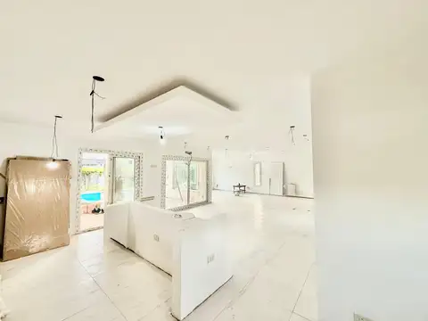 Casa en Venta al Oeste