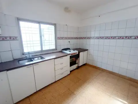 Depto Tipo Casa en Alquiler 33 años