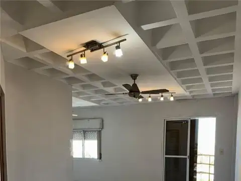 PELLEGRINI 400, Piso 12