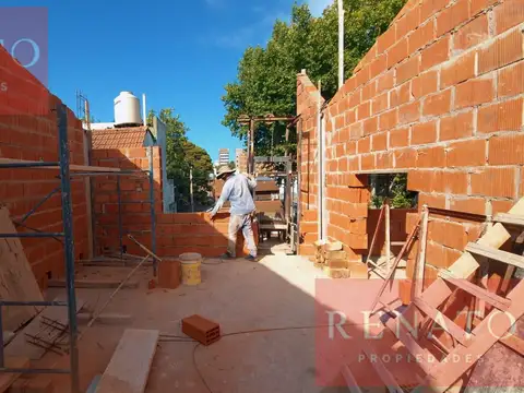 Exclusivas unidades en triplex de categoría a estrenar de 5 ambientes y 200 metros cubiertos.