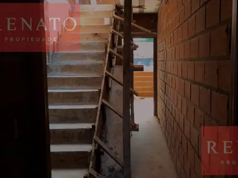 Casa 5 ambientes con 3 baños