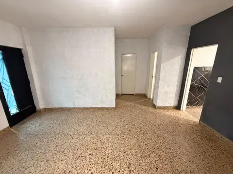 Casa en Alquiler en Villa Ballester, $ 750.000